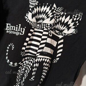 EMILY THE STRANGE BLACK / WHITE TOP from 2008 NEW!! *VERY RARE*